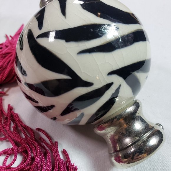 Curtain Rod Finials (2) Zebra Stripes/Tassels - Bombay Kids - Picture 2 of 7